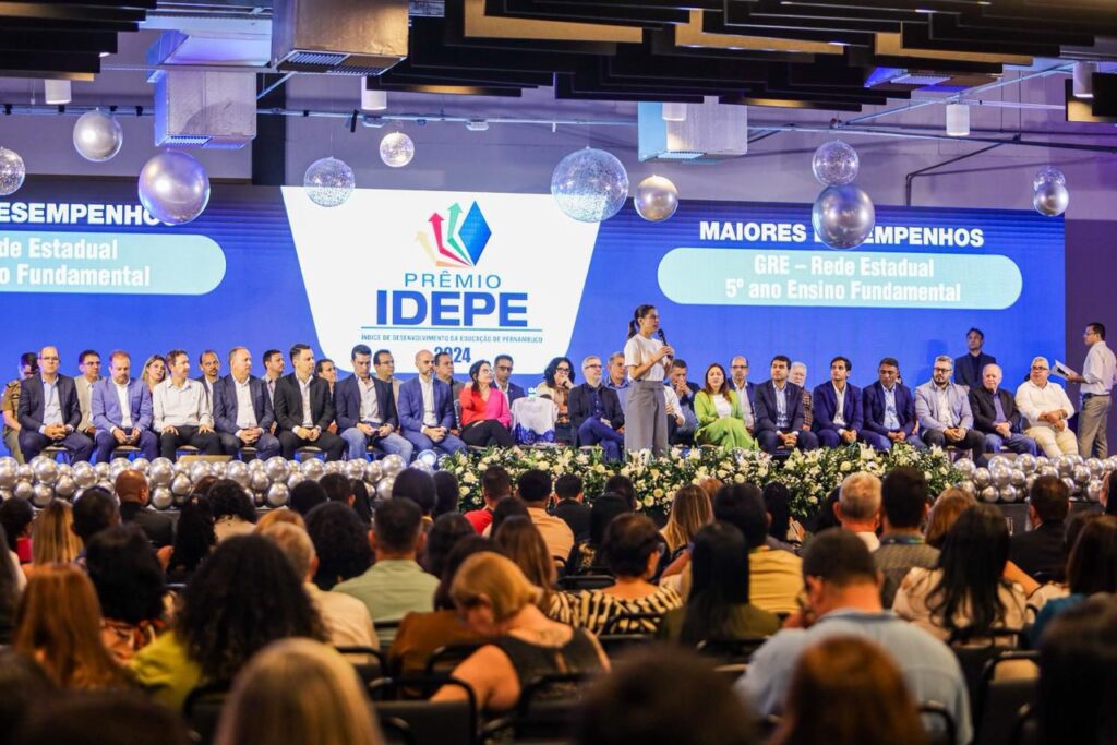 Governadora Raquel Lyra comanda entrega do Prêmio Idepe 2024 e destaca o apoio do Governo do Estado aos municípios