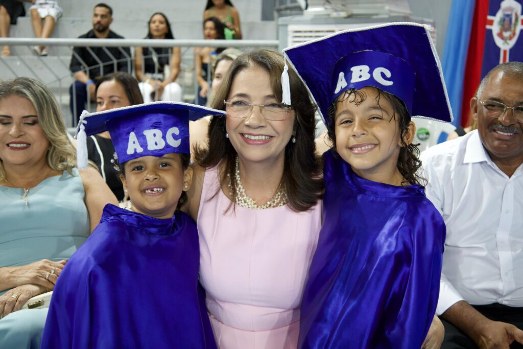 Formatura dos Doutores do ABC Celebra Conquistas na Educação Municipal de Escada