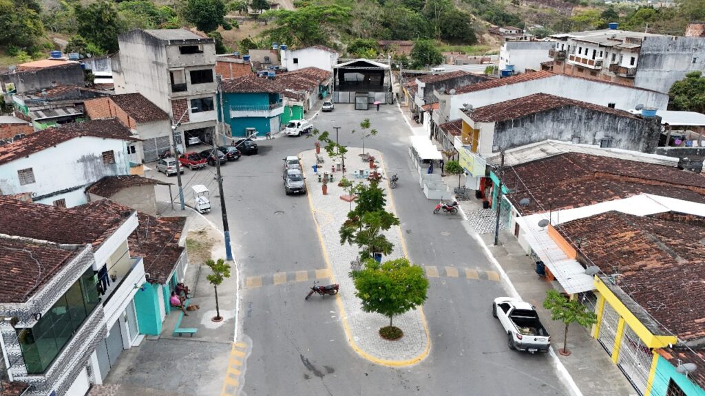 Vila de Santa Luzia nos preparativos para festa de sua padroeira, em Chã Grande