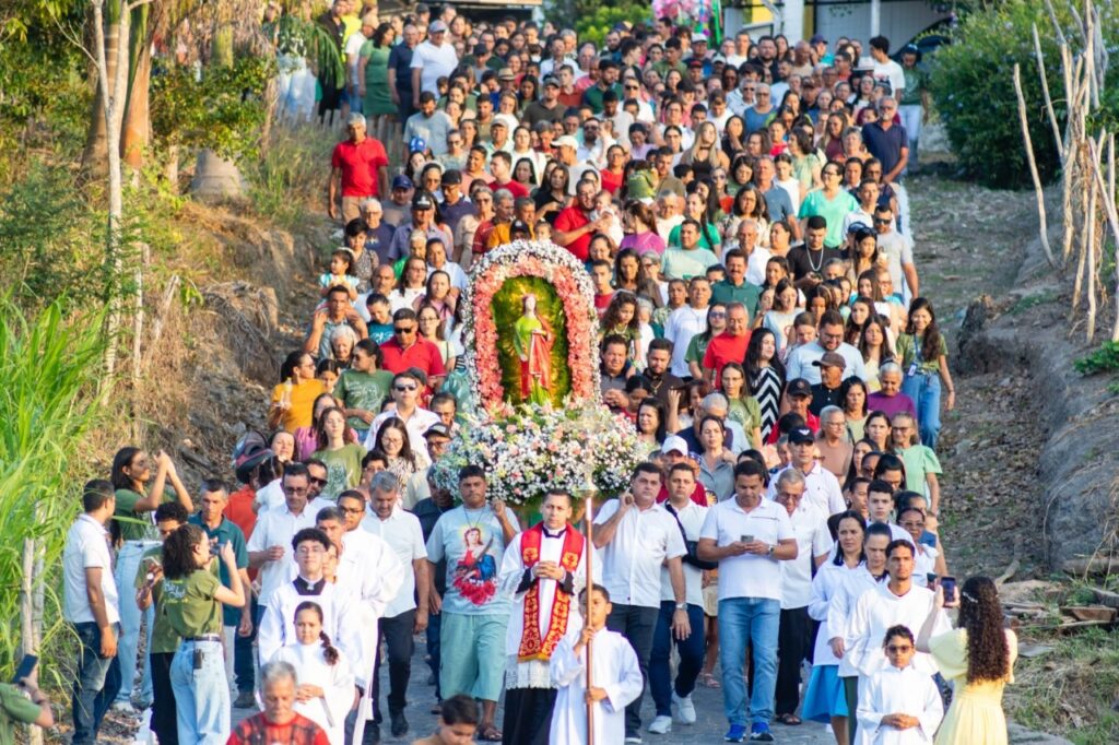 Shows e programação religiosa marcam mais uma edição da Festa de Santa Luzia, em Chã Grande