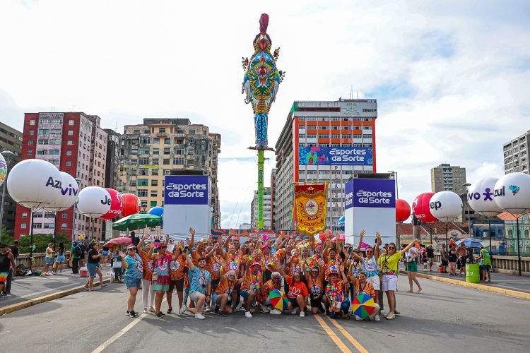 Idosos de Gravatá visitam Recife Antigo pela primeira vez em passeio promovido pela Prefeitura
