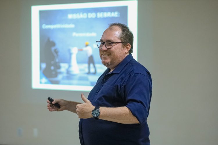 Oficina sobre controle financeiro fortalece pequenos negócios em Gravatá