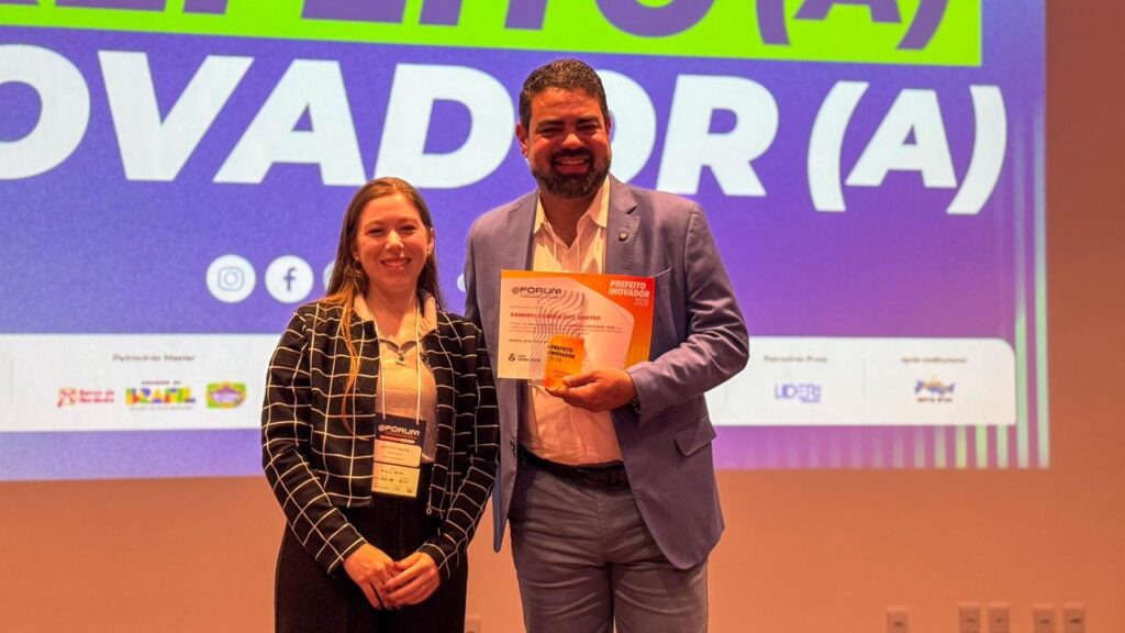 Prefeito Sandro Advogado é premiado por gestão inovadora e tecnológica