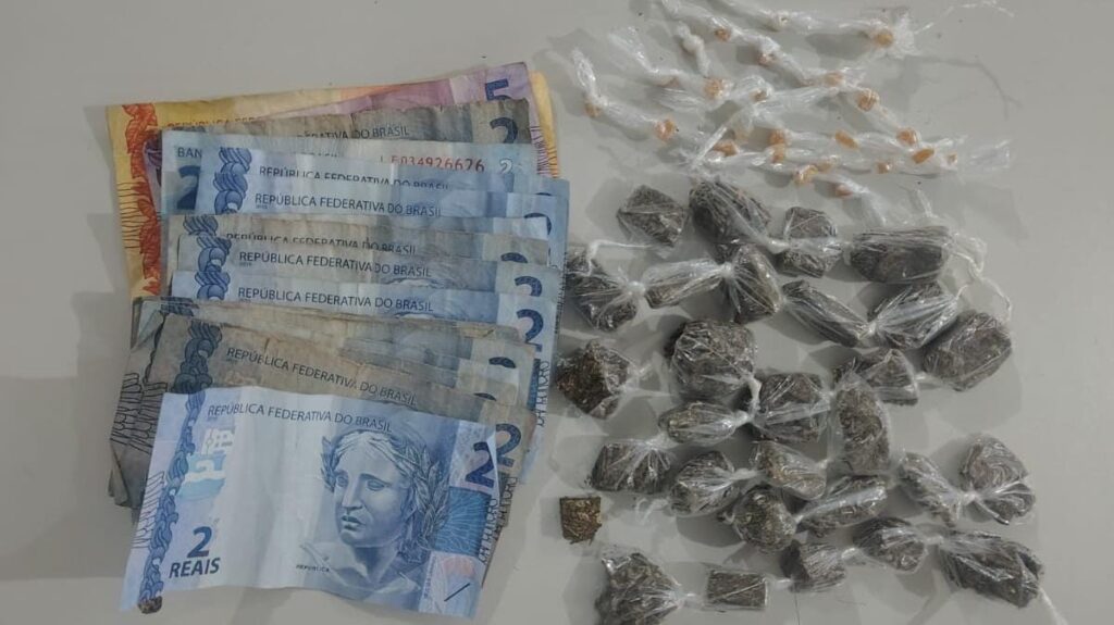 Polícia Militar apreende crack e maconha durante operação contra tráfico em Amaraji